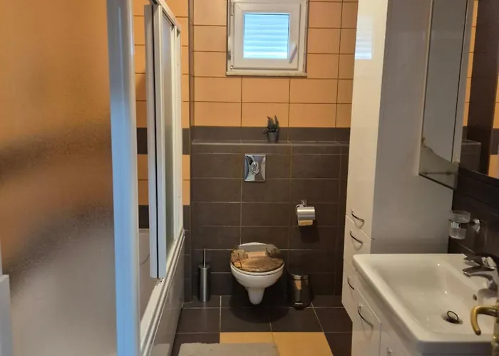 Znjan Apartman *